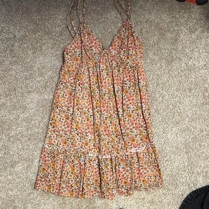 Cute mini sundress!!
